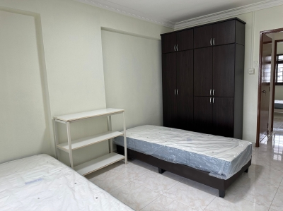 Common Room For Rent