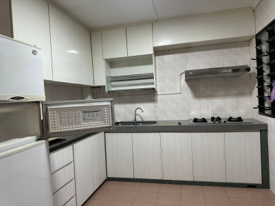 Common Room For Rent