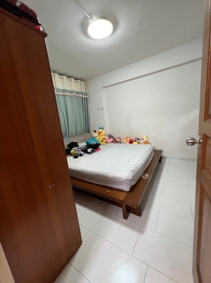 Choa Chu Kang MRT နားမှာ Common Room ၂ ခန်းငှားဖို့ရှိပါတယ်