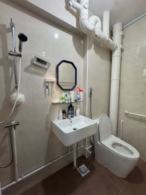 Choa Chu Kang MRT နားမှာ Common Room ၂ ခန်းငှားဖို့ရှိပါတယ်