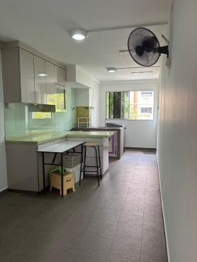 HDB Room For Rent At Bukit Gombak