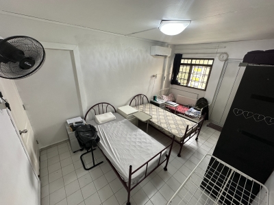 Male Roommate Master BedRoom Available Tampines East MRT $570