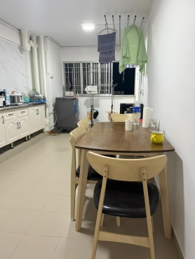 HDB common room (one female) for rent at Lentor/Mayflower