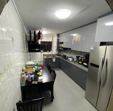 Master bed room at jurong east