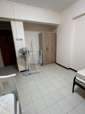 Common အခန်းငှားရန် – Tai Seng MRT အနီး (Long Term/Short Term)