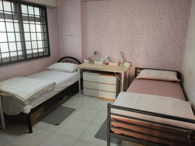 Common Room တခန်းငှါးရန်ရှိပါသည် For Male