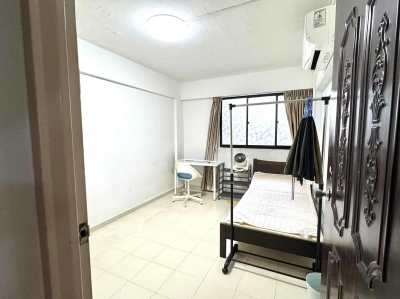 Common room to rent near Redhill MRT