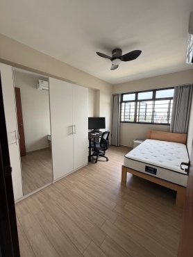 Newly Renovated Common Room for Rent near Lakeside MRT (Single Occupancy)