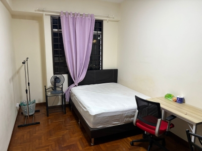 Short/Long term Condo Common Room at Bright Hill