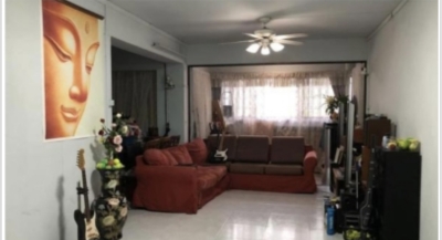 LOOKING FOR MALE ROOMMATE