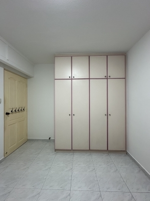 Room rent for Couples or Share @ Kaki Bukit