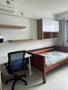 Common room for rent near Yishun MRT