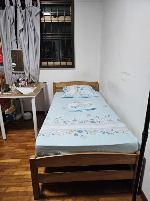 One male to share at common room