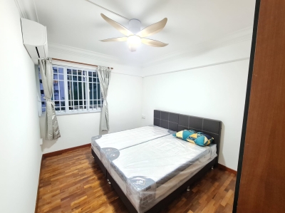 Serangoon - Newly Renovated Big Common Room for One Female