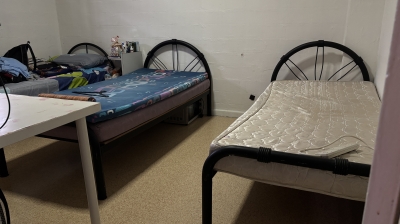 Looking for one male shares air con common room