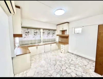 Big Common Room @ CCK 3mins walk to MRT