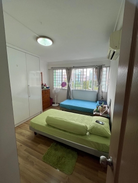 🌸Common Room for one lady roommate (very near Khatib Station)