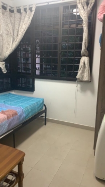 Single Room available for one lady