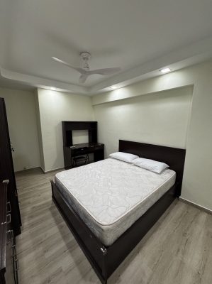 1 common room at AMK