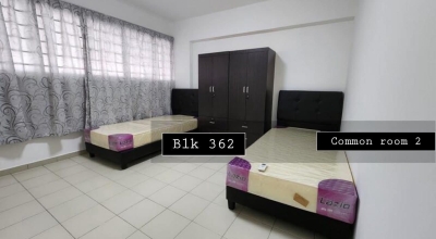 Big common room near Yishun MRT for male