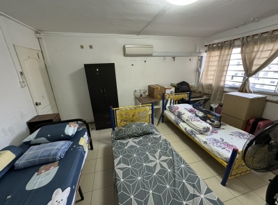 မိန်းကလေးတဦးလို/Long/ ShortTermမာစတာ၃ယောက်ခန်း