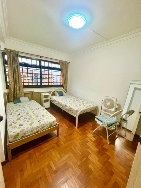 *No Longer Available* Well-Kept Common Room in Tampines | Bright, Comfortable Living - Move-in Ready