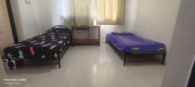 Common Room/Roommate