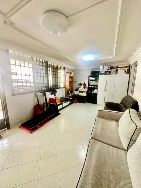 Short term Single room (Female Environment)