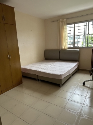 Common room for rent at Bukit Batok 