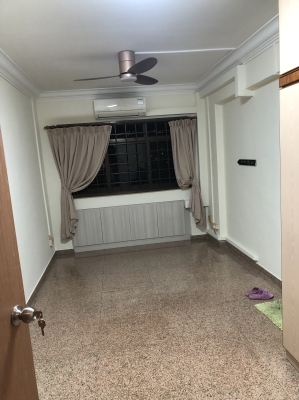One Male & One Female roommate to rent near lake side mrt