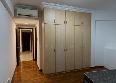 CONDO MASTER & COMMON ROOM TO RENT