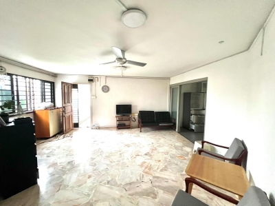 🍀🍀🍀Near Serangoon MRT common Room for Rent(1Male)