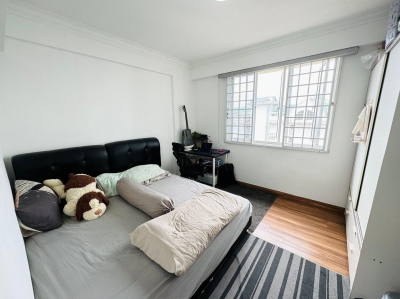 CONDO Common room Available 