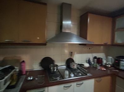 TAMPINES : Common Room Condo AirCon အခန်း