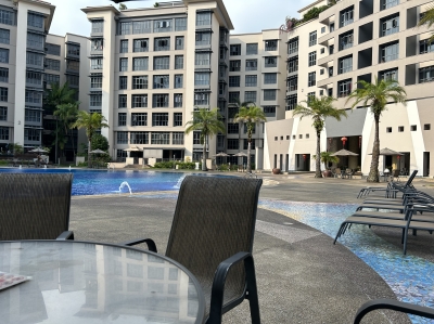 CONDO MASTER & COMMON ROOM TO RENT