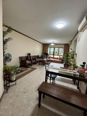 Condo Single room available