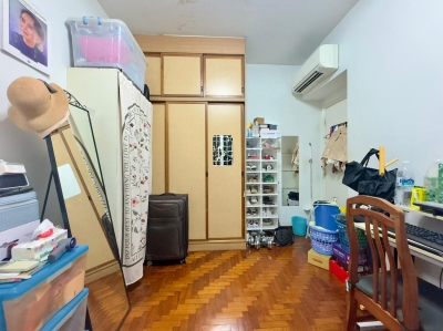 Lentor / Yio Chu Kang MRT Condo Common Room to Rent