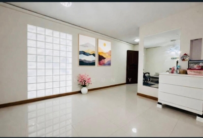 Two common rooms to rent out at Telok Blangah Heights