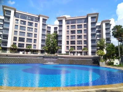 Master & Common Room in Condominium, Very Near Changi Airport(3 BusStop To/1 BusStop From)