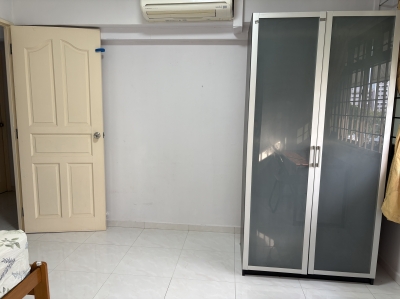 A Big Common Room for rent in Hougang