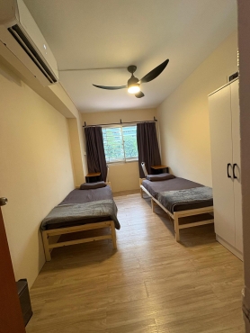 Common Bedrooms for Two Girls/Couple