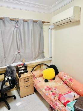 Cozy Common Room with Aircon @ downtown area 