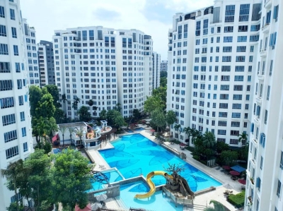 Admarity/Sembawang တစ်ဝိုက် ရှာနေသူများအတွက် One male  to share in common room @ NorthOaks Condo 