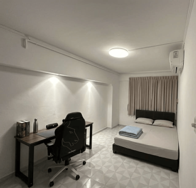 Blk 204 Bishan Street 23 (S)570204  အိမ်မှာ Working Professional တစ်ယောက် ငှားဖို့ရှိပါတယ်။