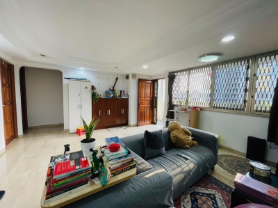 Serangoon MRT/NEX mall အနီး မှာ Common Bedroom ငှါးရန်ရှိပါတယ် (မိန်းကလေးတယောက်နဲ့ Share နေရန် )
