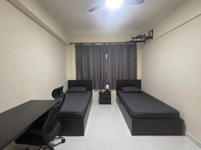 Common Room for Lady