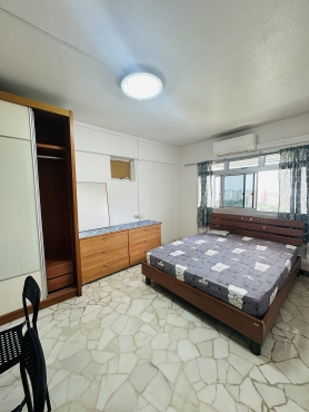 Master Bedroom တစ်ခန်းဌားဖို့ရှိပါတယ်