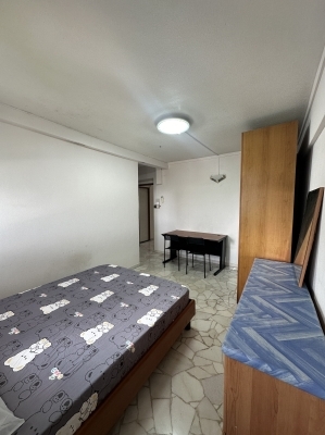 Master Bedroom တစ်ခန်းဌားဖို့ရှိပါတယ်