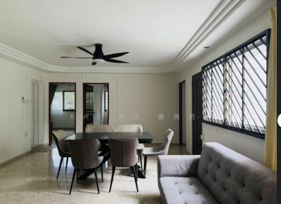 Single Or Couples Welcome Newly Renovated Bukit Panjang Executive HDB
