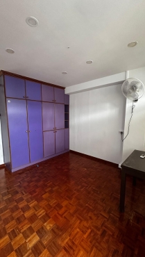 Yew Tee MRT နှင့်တစ်မှတ်တိုင်အကွာတွင် Common Room နှစ်ခန်းငှါးရန်ရှိပါသည်။